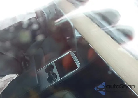 2024 Tesla Model Y Long Range Dual Motor All-Wheel Drive from USA, damaged, VIN 7SAYGDEE8RA295003